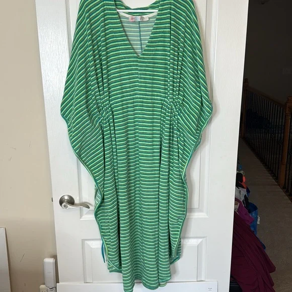 green emerald velvet dress Erica Green Striped Short Dress